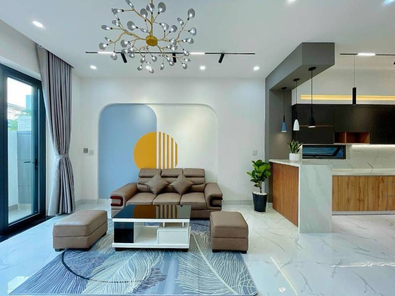 BÁN NHÀ TRỤC CHÍNH HẺM 388 NGUYỄN VĂN CỪ THUẬN TIỆN KINH DOANH
