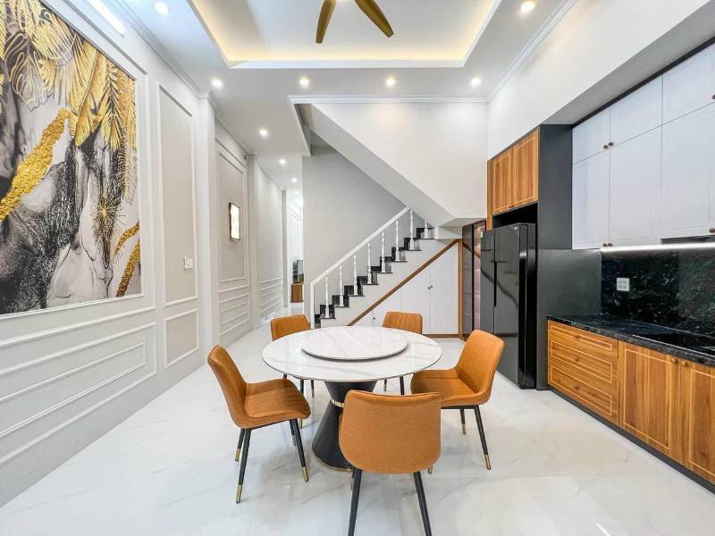 BÁN NHÀ MỚI FULL NỘI THẤT ĐƯỜNG D4 KDC HỒNG LOAN
