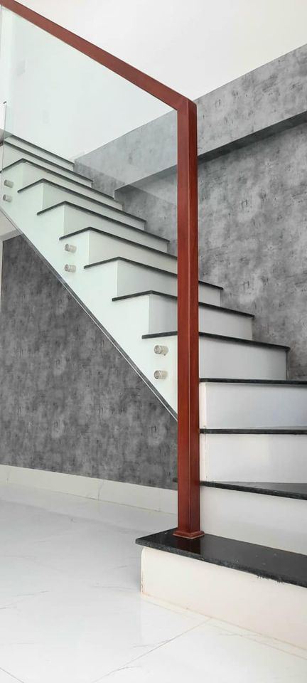 NHÀ TRỆT LẦU 3 PN MỚI HOÀN THIỆN TUYỆT ĐẸP