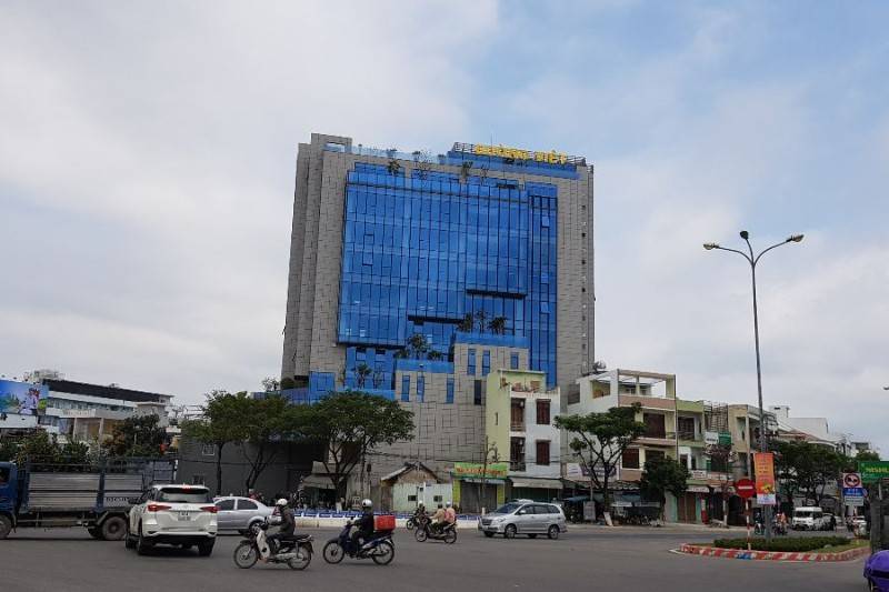 Cập nhật tháng 02! Danh sách văn phòng giá 240N-330N đầy đủ tiện nghi