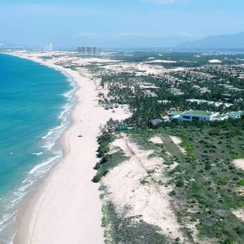 Vườn Xoài Cam Lâm 7,5ha có suối , Cách Biển Bãi Dài 9km, Giá rẻ 33k/m2