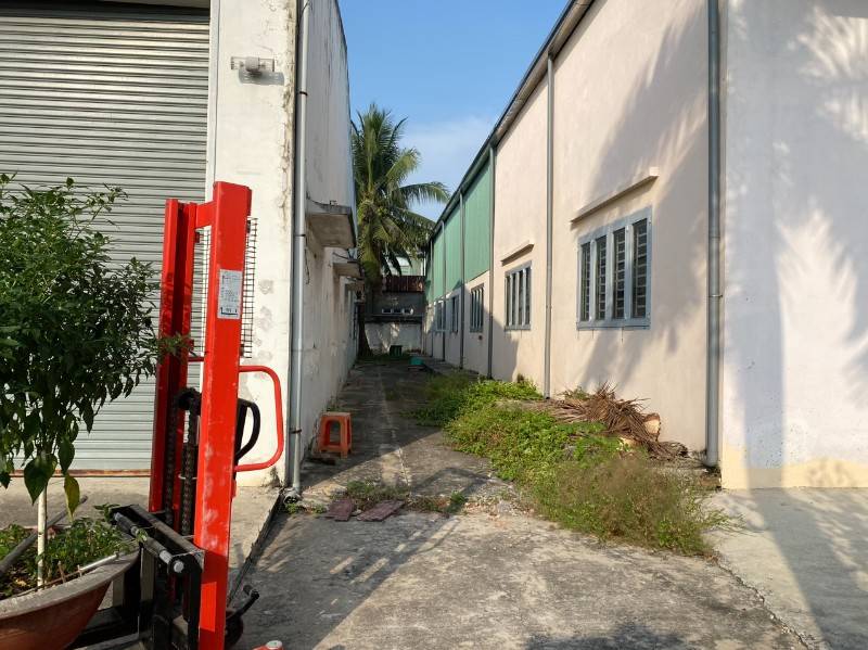 CHO THUÊ KHO XƯỞNG NGUYỄN HỮU TRÍ, DT: 2.000M2, GIÁ: 60TR, LONG AN