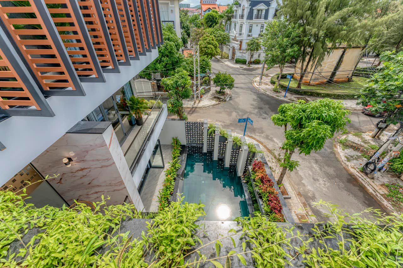 Cho thuê villa du lịch biển cách Bãi Sau 200m