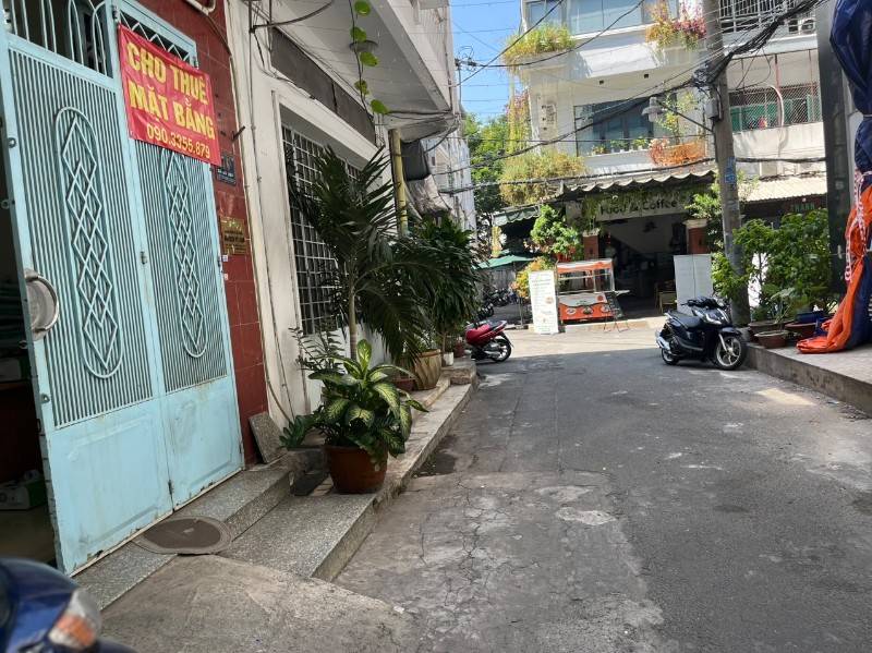 Cho thuê mặt bằng đường Sư Vạn Hạnh, Phường 12, Quận 10, 4,5x6m
