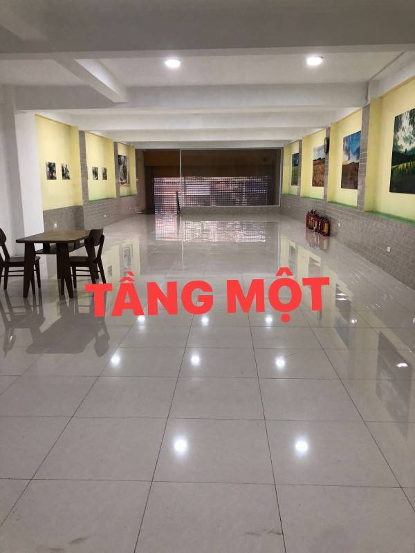 Cho thuê tầng 1 & 2 , S 210 mét / 1 tầng . (hoặc bán )