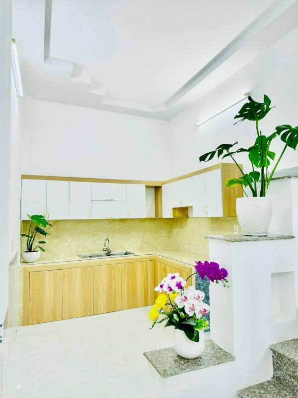 BÁN NHÀ ĐƯỜNG PHẠM THẾ HIỂN KDC THỚI NHỰC CẶP BÊN ĐH Y DƯỢC
