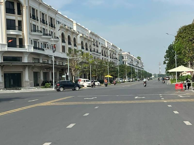 Cho Thuê Phòng Mới 100% Cực Xịn 30m2  Bancol Cửa Sổ Cực Thoáng