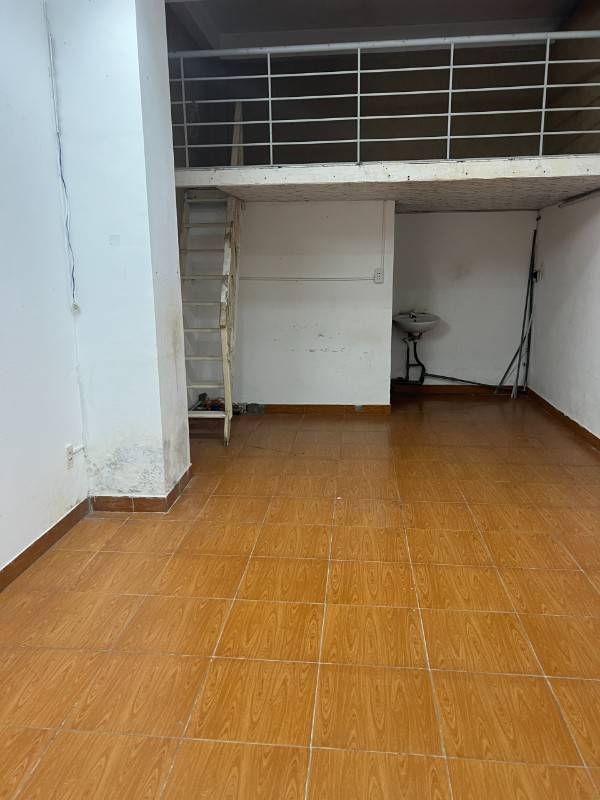 Mặt bằng đẹp, gần đường Lê Thanh Nghị. Giá rẻ bất ngờ