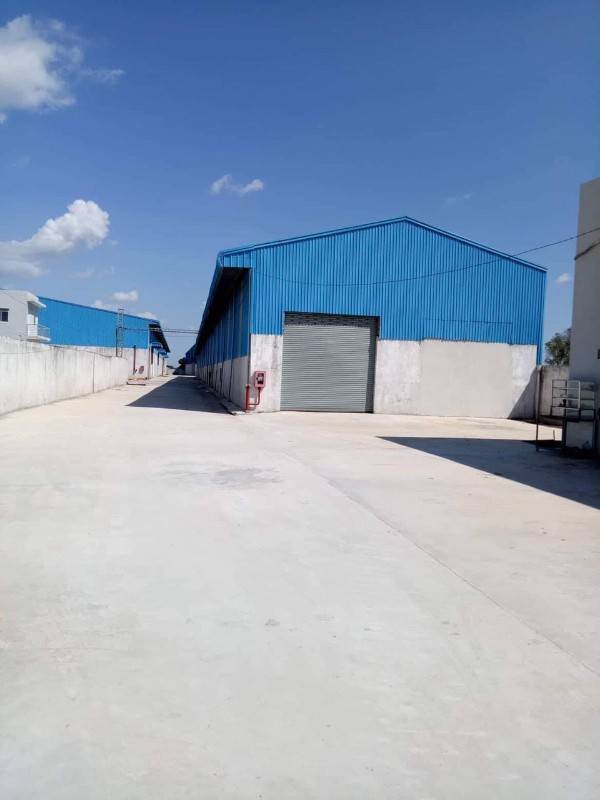 CHO THUÊ 2 KHO XƯỞNG BẾN LỨC,DT:1.600M2 - 3.200M2,GIÁ: 43K/M2, LONG AN