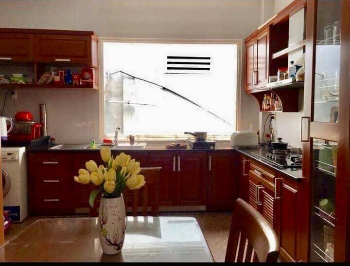 CHO THUÊ BIỆT THỰ MI NI. GIÁ RẺ. DT 8X12. TRỆT 2 LẦU. GIÁ 15TR