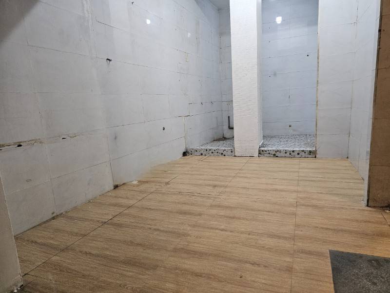 Cho thuê mặt bằng mặt tiền 18 Mạc Thị Bưởi, P.Bến Nghé, Quận 1, 4x20m