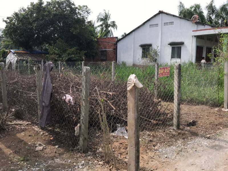 Cần thanh lý gấp miếng đất nền 120 mét vuông lộ bê tông 2.5m
