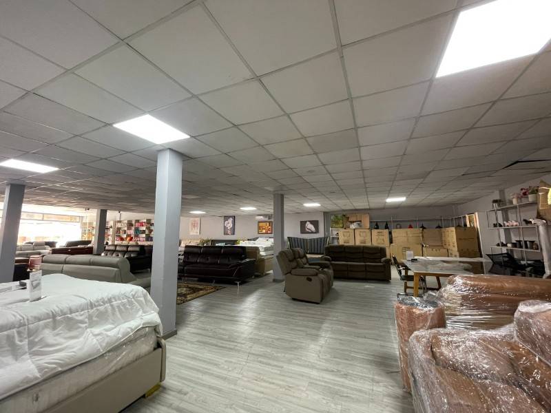 CHO THUÊ MB 550m2 GÓC 2 MẶT TIỀN - CỘNG HÒA, ÚT TỊCH