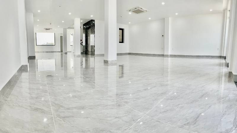 Cho Thuê Tòa Nhà Văn Phòng Cao Cấp Mới Vị Trí Vàng Đắc Địa Sung Túc
