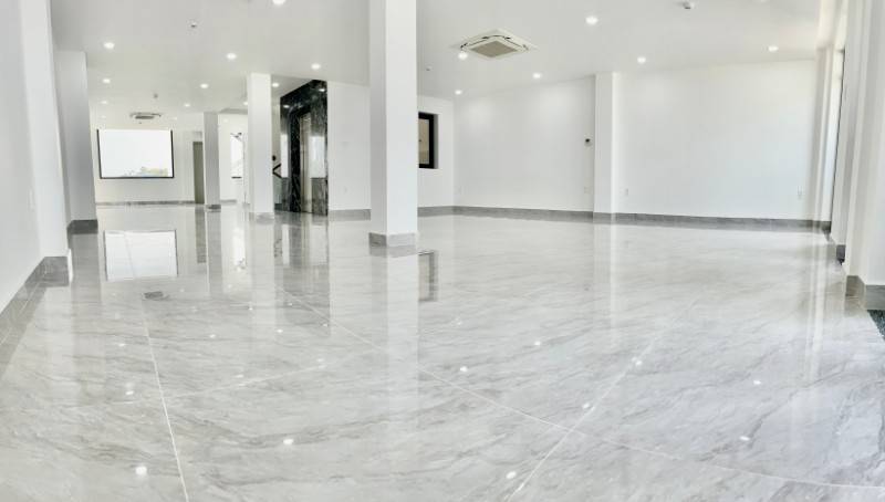 Cho Thuê Tòa Nhà Văn Phòng Cao Cấp Mới Vị Trí Vàng Đắc Địa Sung Túc
