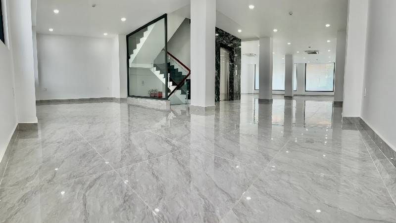 Cho Thuê Tòa Nhà Văn Phòng Cao Cấp Mới Vị Trí Vàng Đắc Địa Sung Túc