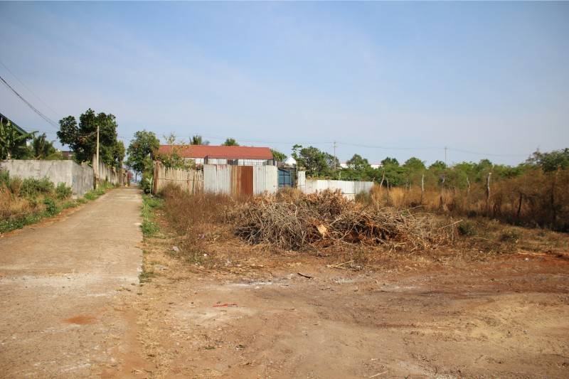 Chính chủ Bán 500m2 đất hẻm Hà Huy Tập, thửa đất đẹp, trong khu dân cư