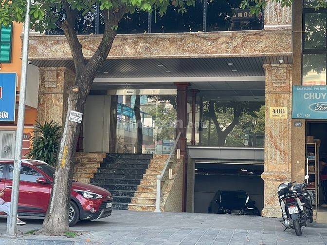 Cho thuê toà building xây mới, sàn 200m2, 6 tầng 2 hầm, hè rộng, MT 10