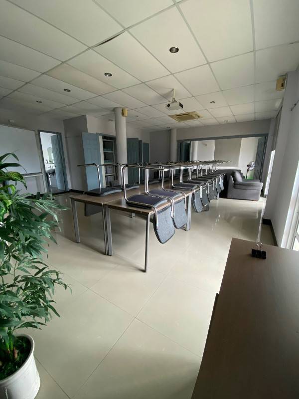 Cho thuê văn phòng mặt tiền đường 3/2