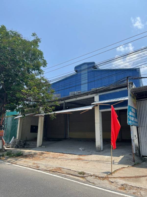 Cho thuê xưởng mặt tiền Nguyễn Tất Thành, ngay ngã 3 Phước Đồng