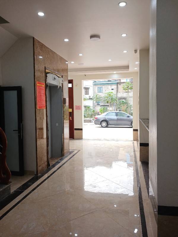 Chính chủ cho thuê căn hộ khép kín,có gác xép,có thang máy. Giá : 4 tr