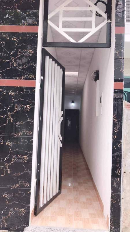 Nhà kiệt ô tô sạch sẽ có trang bị điều hoà