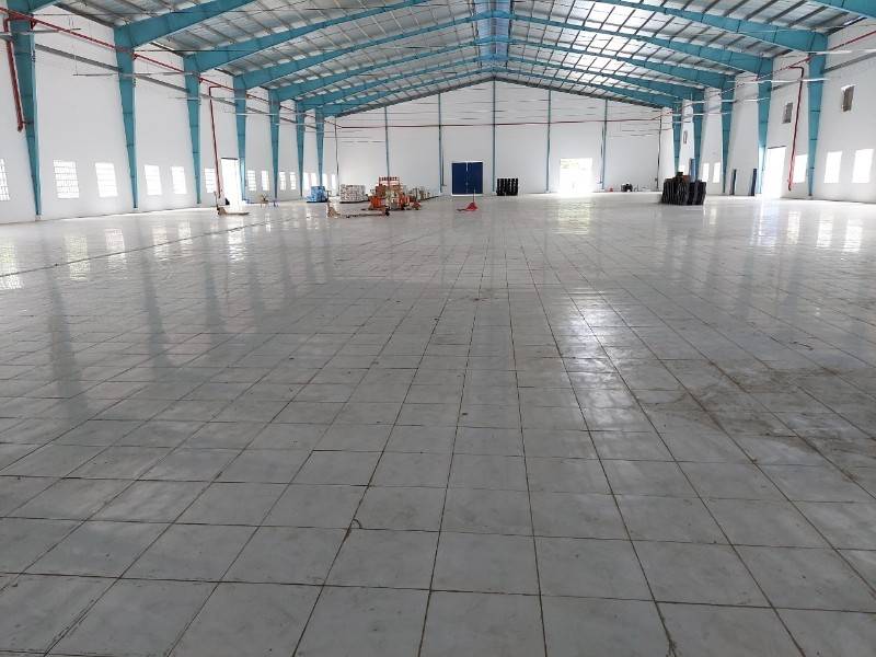 Cho thuê xưởng to Vĩnh Long dt 2200 giá 88 tr