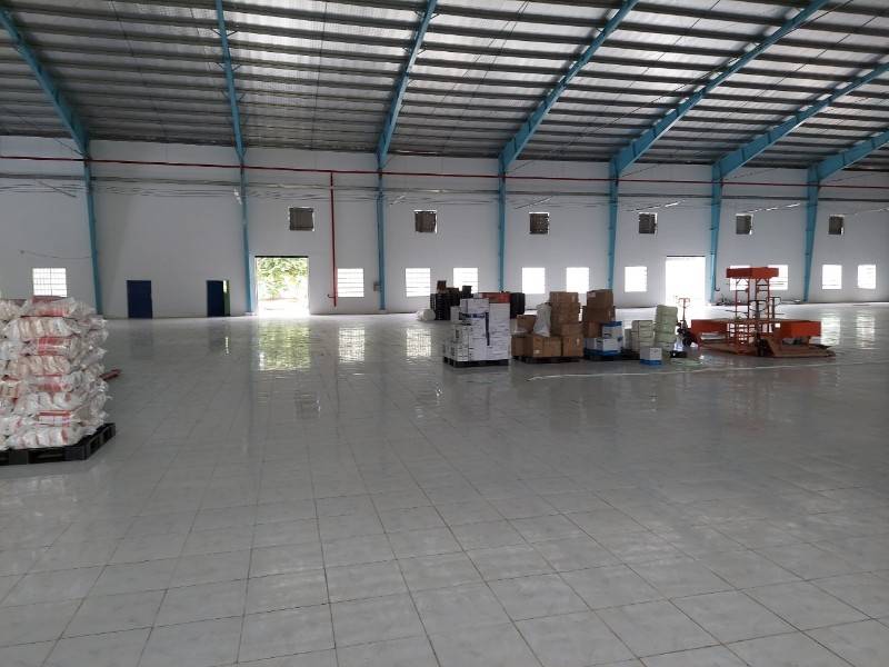 Cho thuê xưởng to Vĩnh Long dt 2200 giá 88 tr