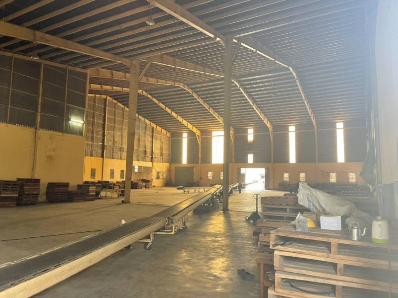 Cần cho thuê hoặc bán kho, nhà xưởng, có nhà văn phòng 3,324m2