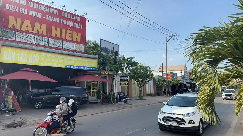 CHÍNH CHỦ CHO THUÊ MẶT TIỀN KINH DOANH TRUNG TÂM CHỢ TT VĨNH AN