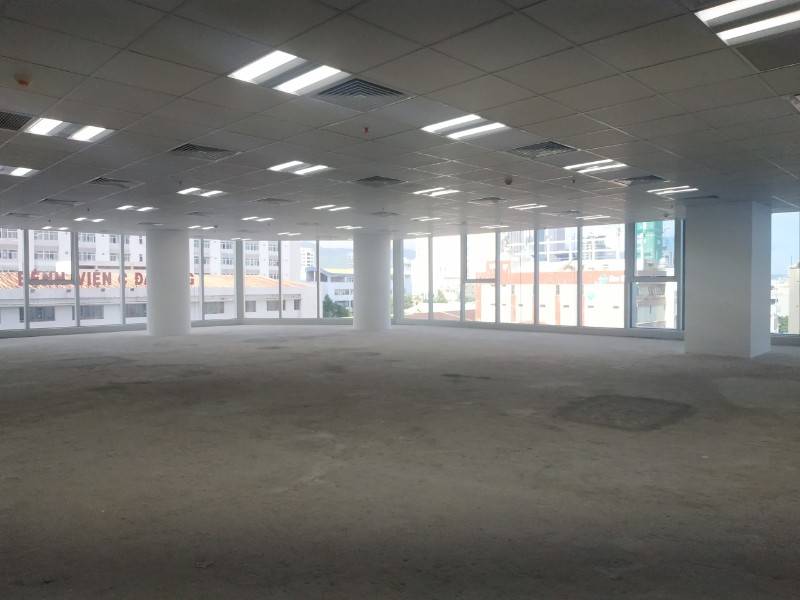 List VP trống diện tích 100-300m2 đầy đủ tiện nghi khu vực Q. Hải Châu