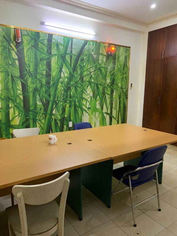 Cho thuê Văn phòng lầu 1 mặt tiền đường Hoa Phượng