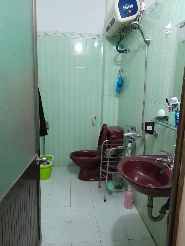 Cho hộ gia đình thuê để ở  làm văn phòng cửa hàng.