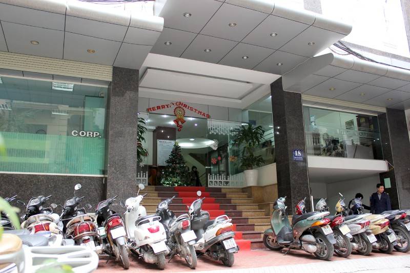 80m2 và 60m2 VP chot thuê tại nhà VP 9 tầng số 18 Thái Hà. Giá 18t/th
