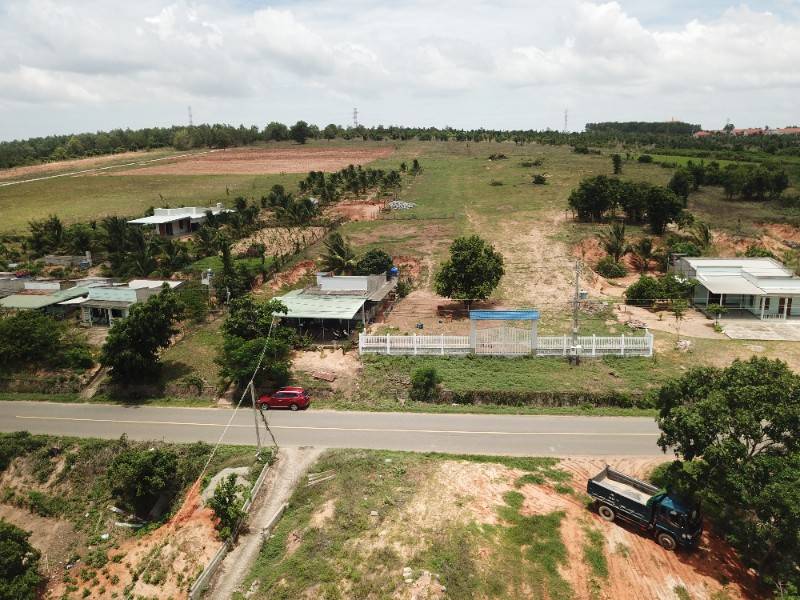 Bán đất Sổ Đỏ Mặt Tiền DT 715 Bình Thuận, khu vực sân bay Phan Thiết