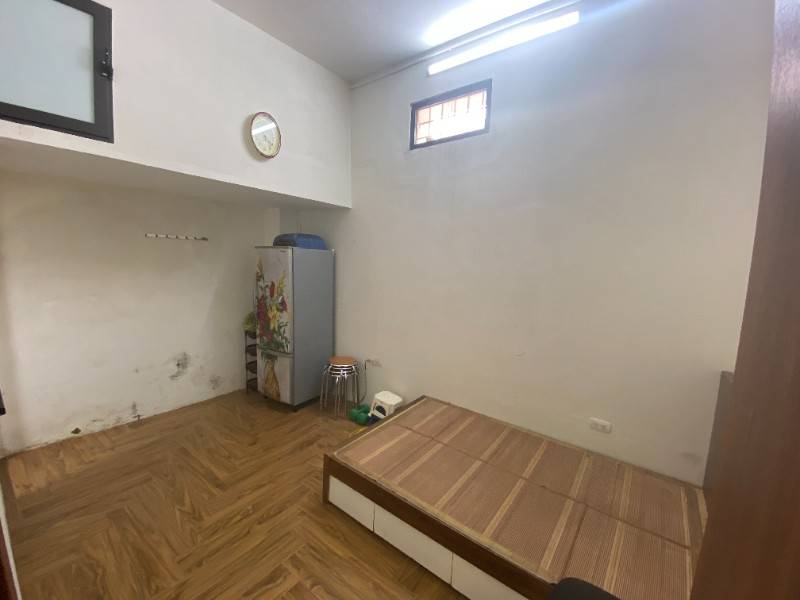 Nhà cho thuê làm văn phòng, studio makeup, livestream