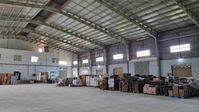 CHO THUÊ XƯỞNG KCN LONG HẬU LONG AN,KV: 4.500M2,XƯỞNG: 2.520M2, 4 USD