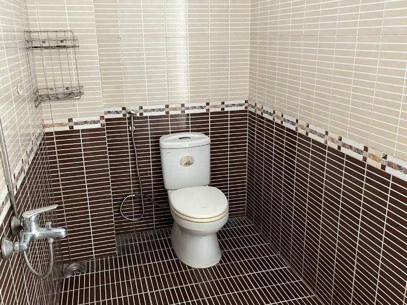 Nhà cho thuê 3 tầng nguyên căn 2 mặt tiền