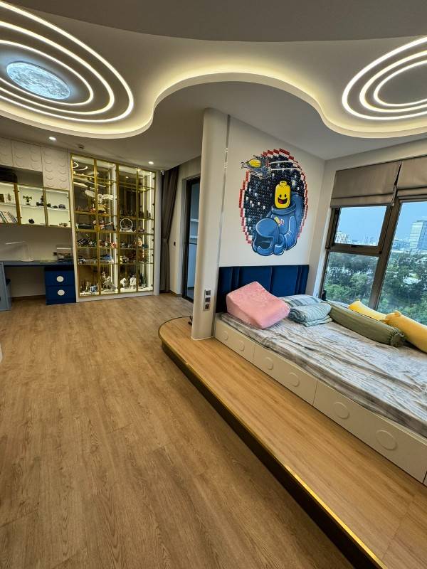 Chính chủ bán căn hộ 250m2 view trực diện sông tại M8 Phú Mỹ Hưng