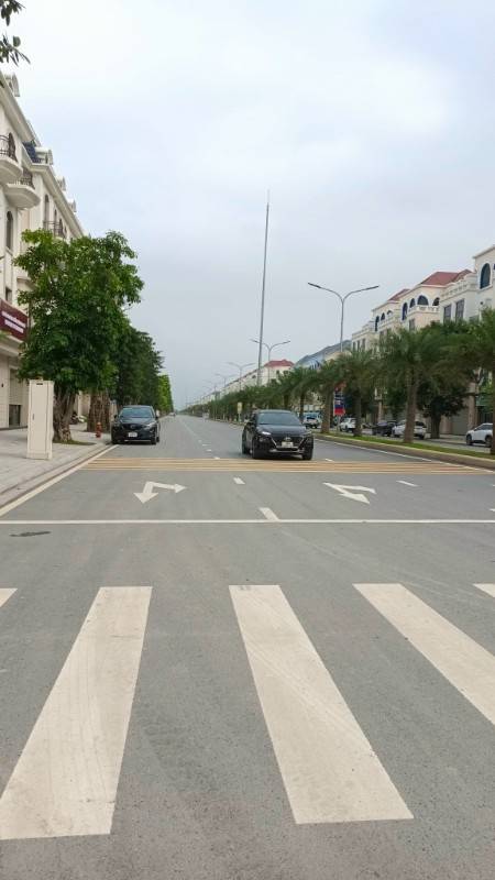 CHo Thuê Nhà Mặt Đường Biển Xanh- DT 90m, MT6m- 2 Tầng, Gia 15tr