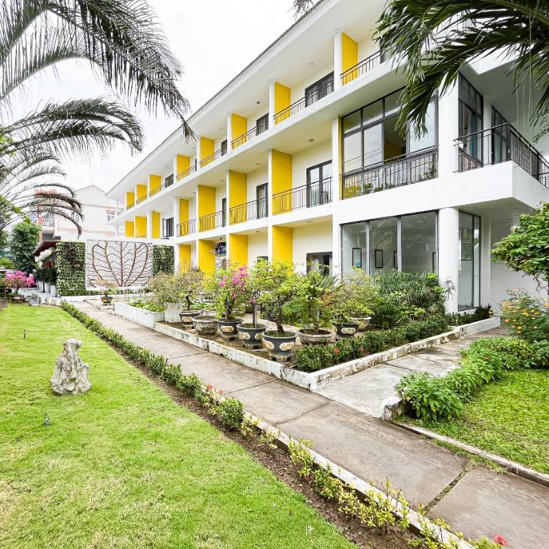 CHO THUÊ 02 VỊ TRÍ KINH DOANH SIÊU ĐẸP (MIN 184M2 TRUNG TÂM HỘI AN