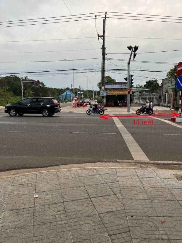 Cho thuê mặt bằng dài hạn góc ngã tư QL56 và đường B mới Kim Long