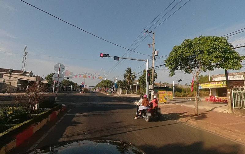 Cho thuê mặt bằng dài hạn góc ngã tư QL56 và đường B mới Kim Long