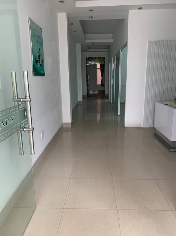 Tòa nhà 4 tầng cho thuê làm văn phòng