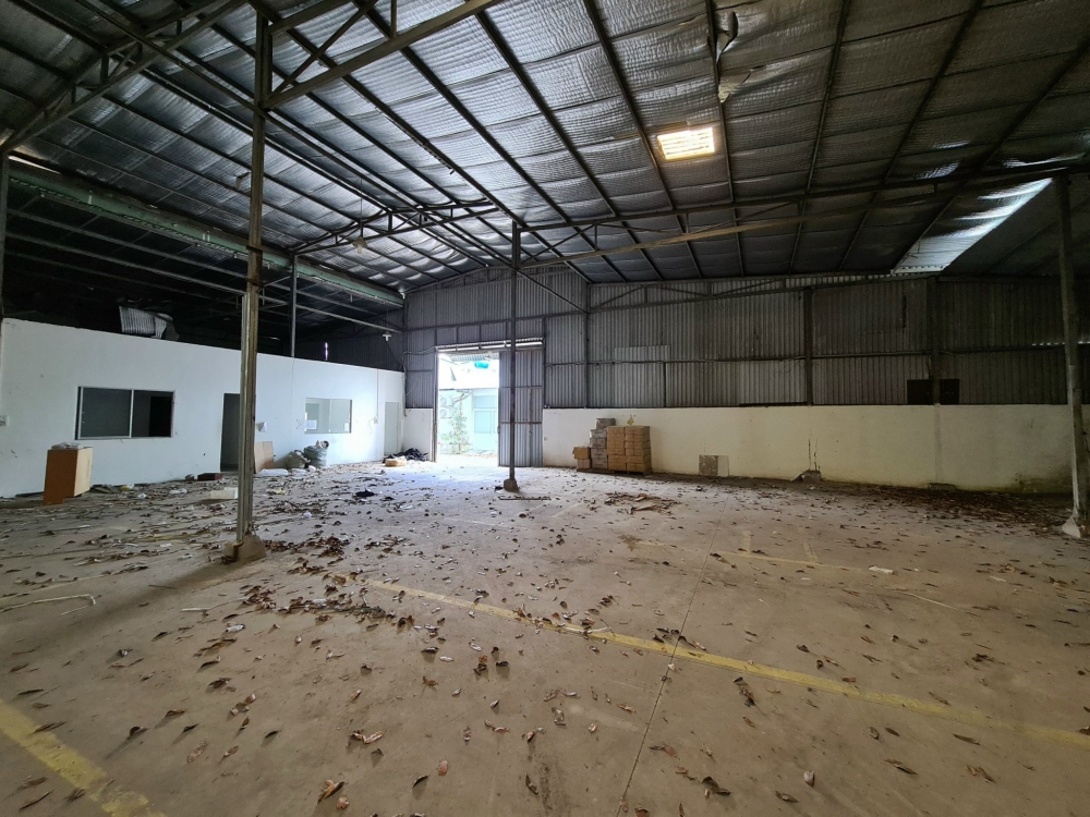 Xưởng mặt tiền đường Tân Sơn 280m2, 500m2, 1000m2 có PCCC xe Công